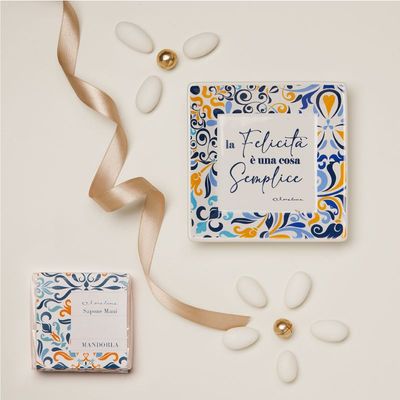 Claraluna - Piattino maiolica con sapone mandorla 25275
