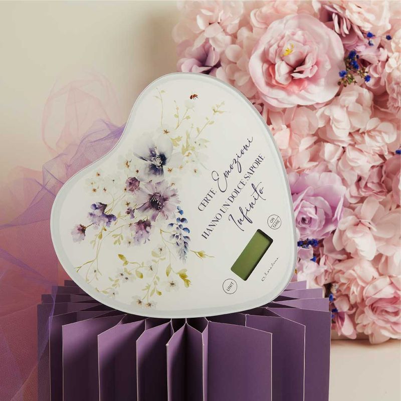 Bilancia a forma di cuore con decoro floreale lilla