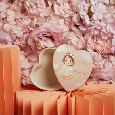 Scatola a forma di cuore battesimo femmina