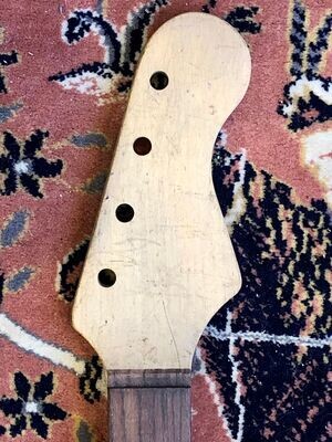 Unfinished P-bass neck - fretted