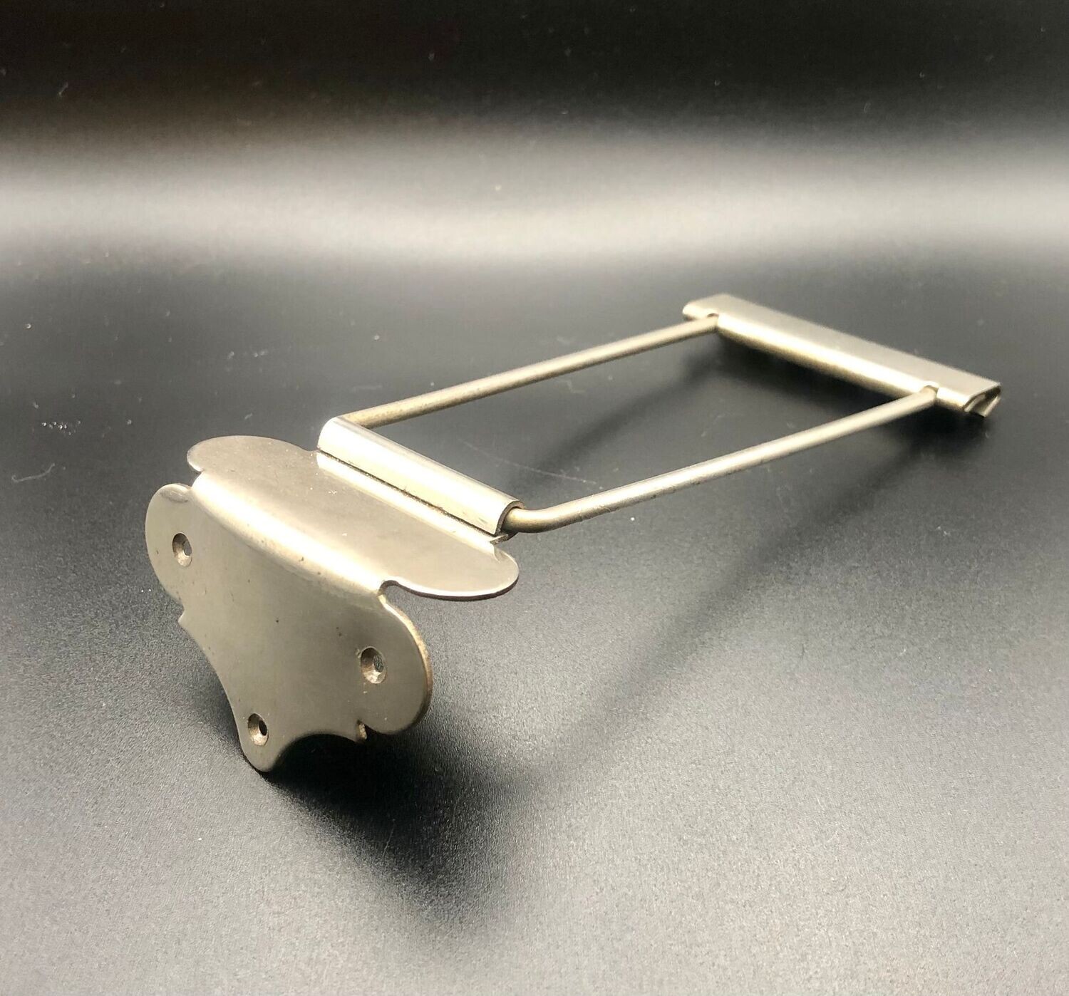 Vintage Guitar Tailpiece