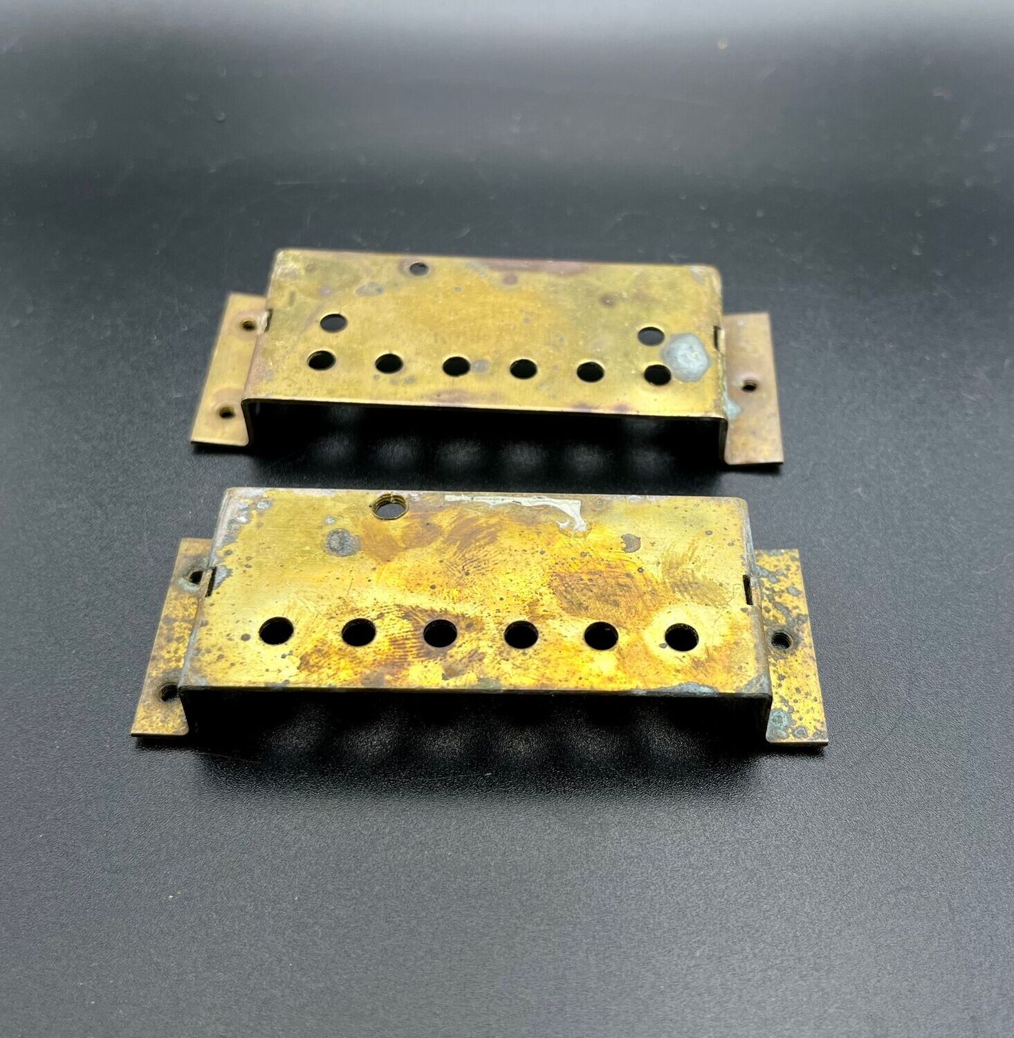 Hofner Pickup Mounting Plates - Pair - Hofner 513 Blade pickups