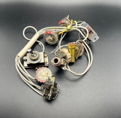 1960s Hopf Telstar 2 wiring harness + fixing screws