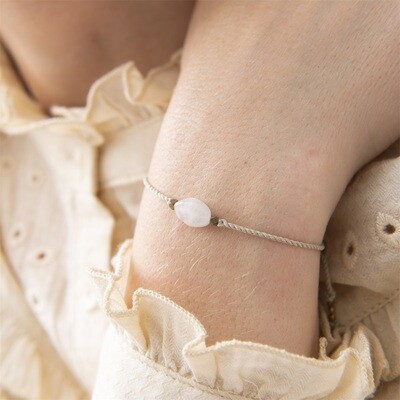 A Beautiful Story - Gemstone Card Bracelet (Moonstone)