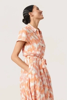 Soaked– Arjana Dress SS Maxi (Tangerine Diffusion)