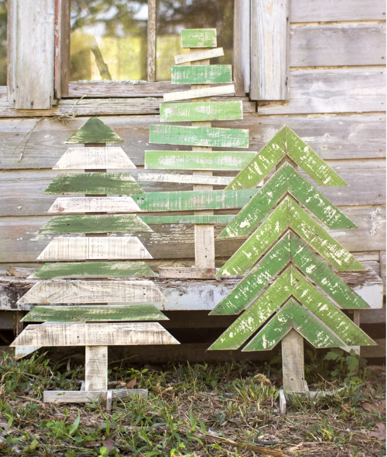 Green Pallet Christmas Trees
