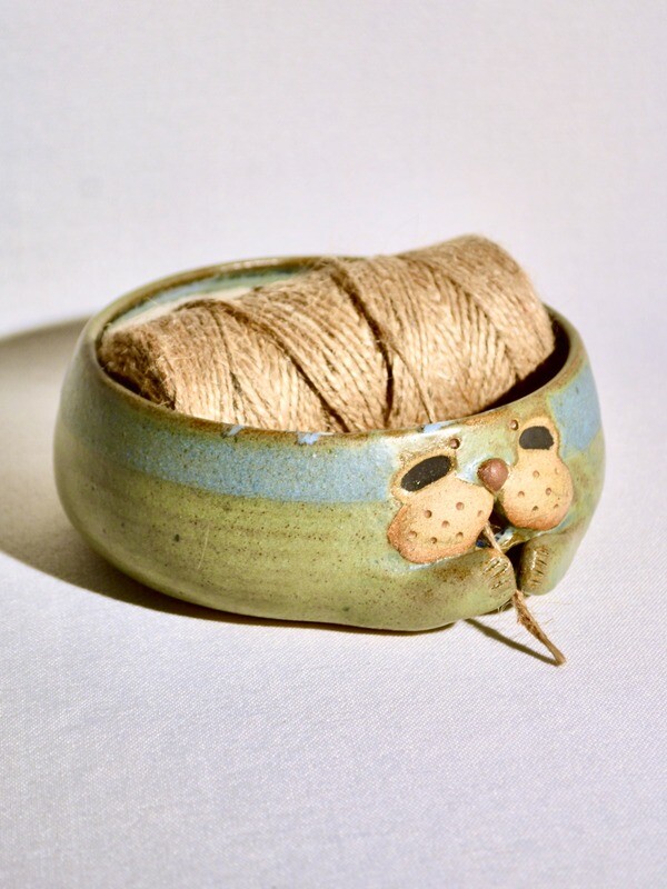 Cuddly Seal yarn bowl