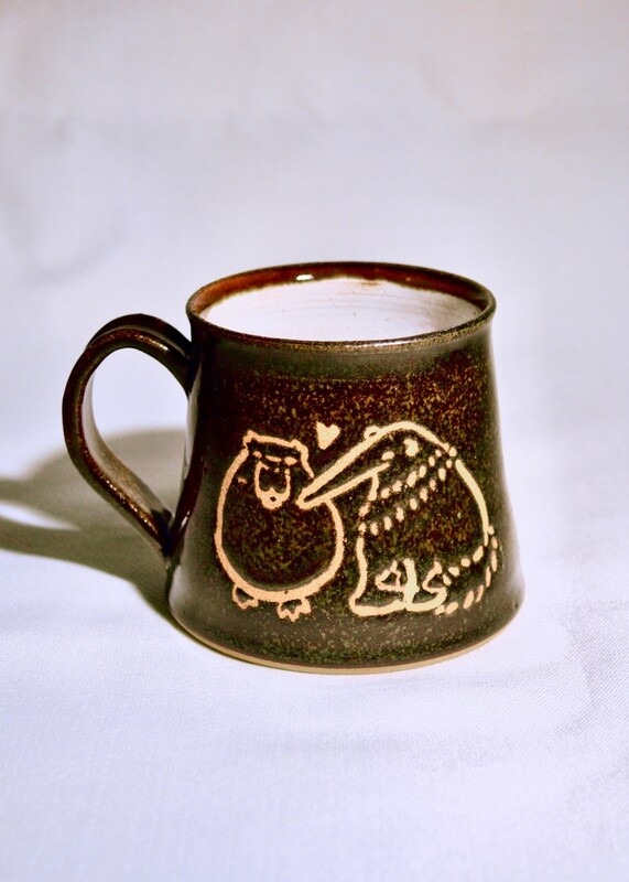 Anteater kissing capy mug