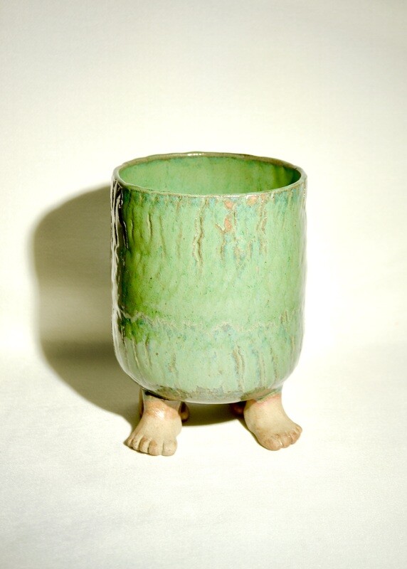 Crackle pot with feet (green 2)