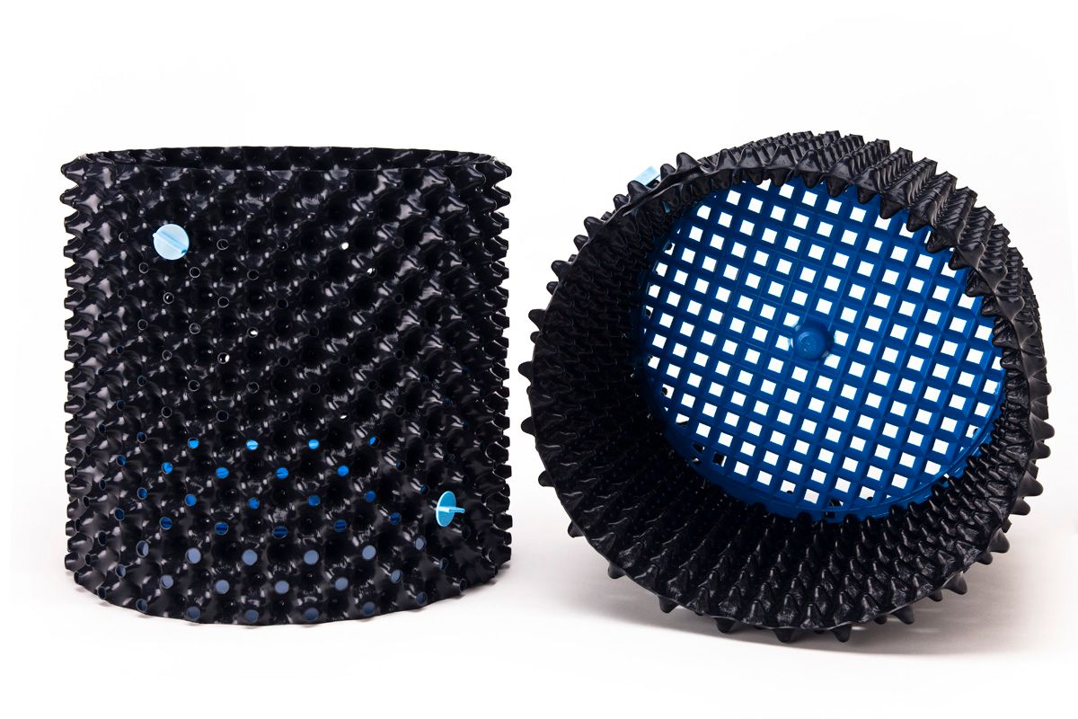 Air Pot Container #7 (5.4 gal/20.4 L, blue base)