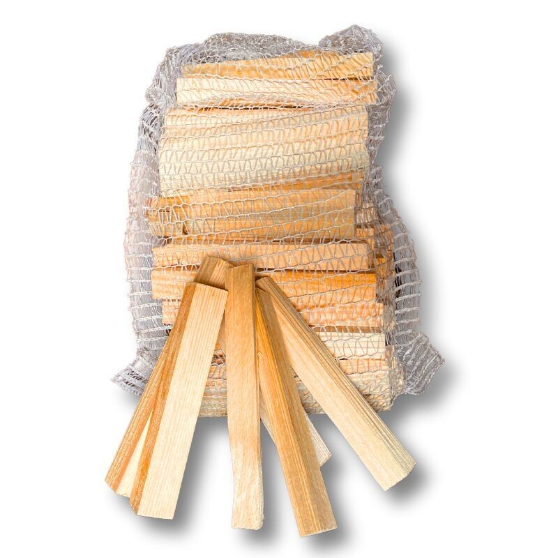 Premium Anzündholz im Raschelsack (ca. 5 dm3)