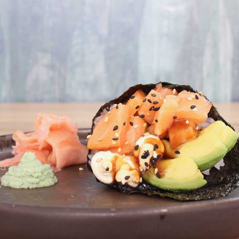 TEMAKI SALMON CRUNCH