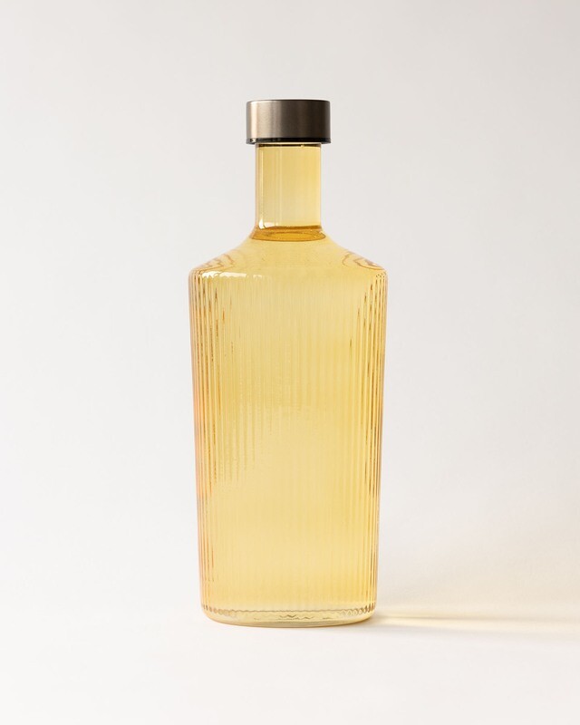Carafe d'eau Cable