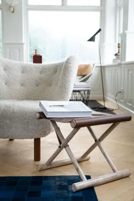 Tabouret en cuir de veau