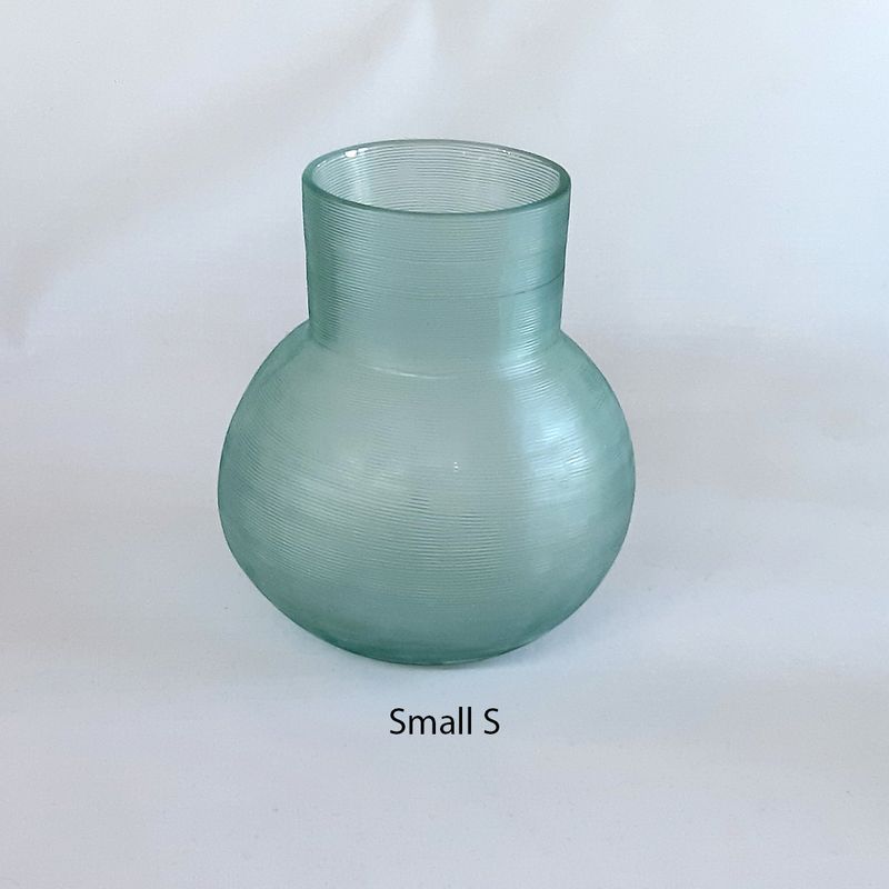 Vase Yeola bleu clair S