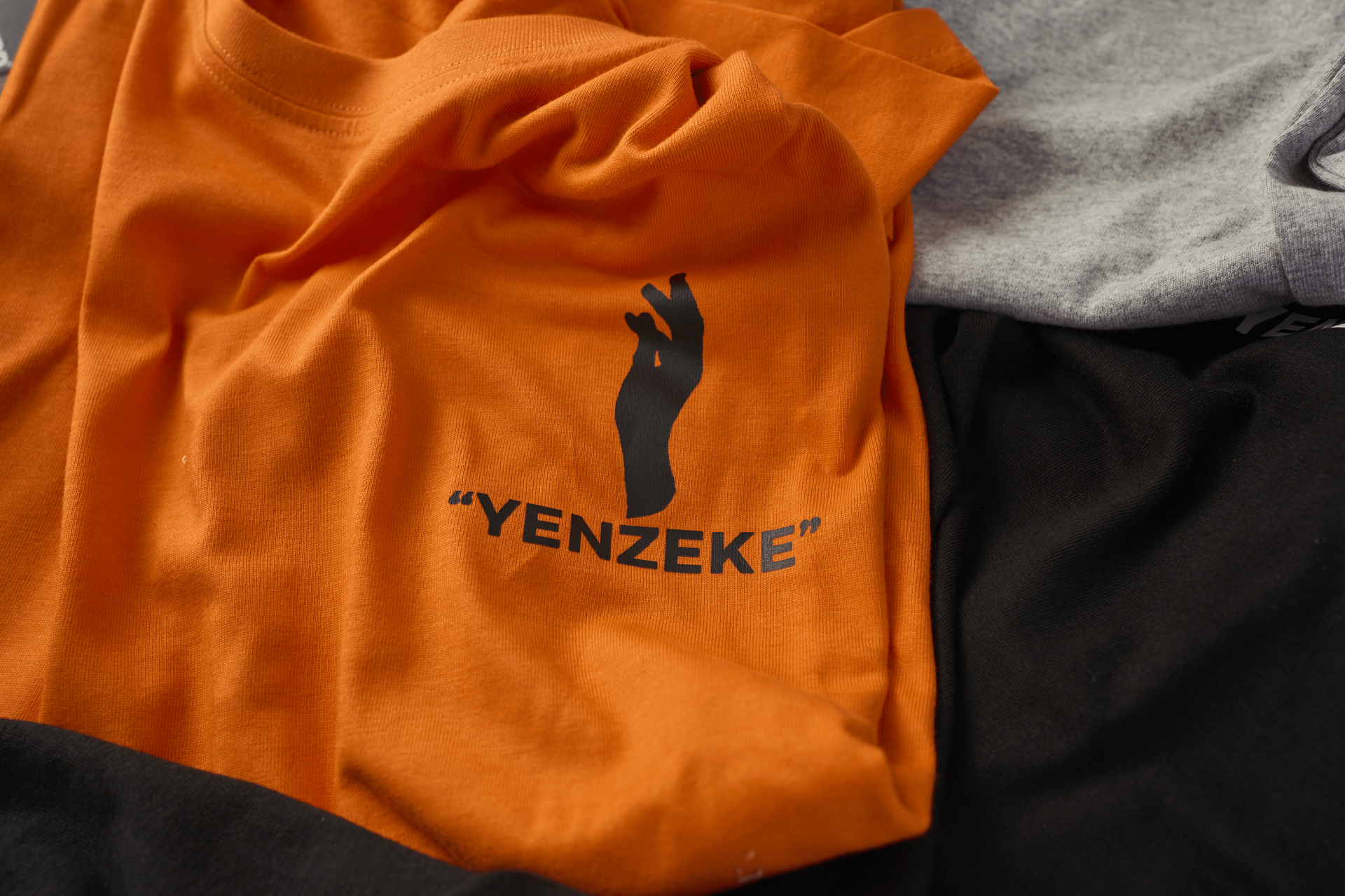 Yenzeke Orange T-Shirt