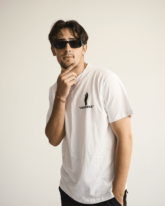 Yenzeke White T-Shirt