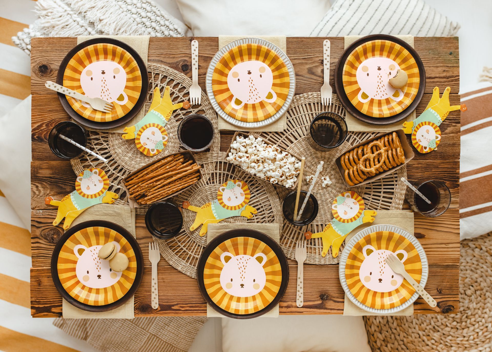 Bord - PArty with a lion