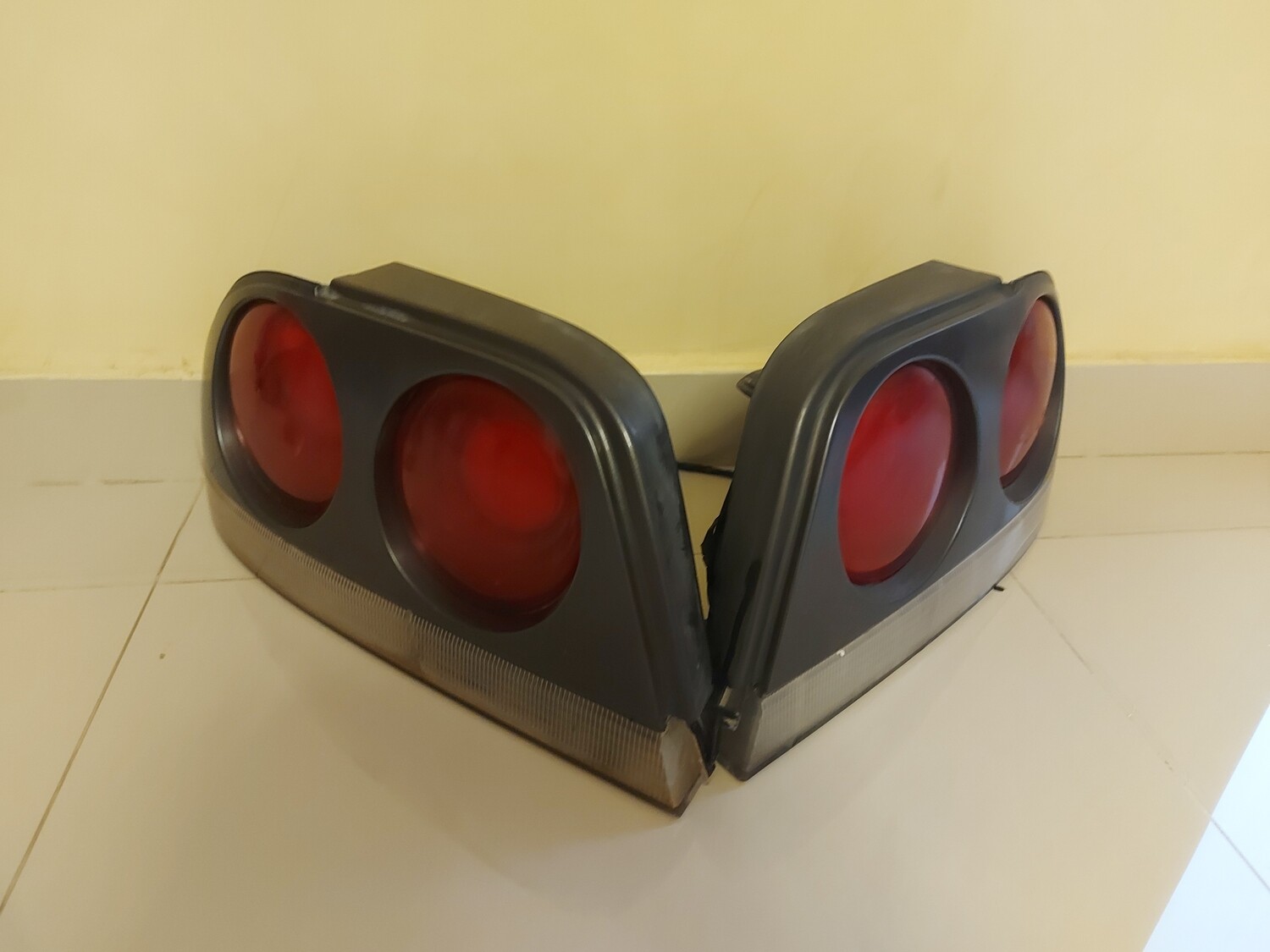 Nissan Skyline R33 Skyline GTS GTR GT-R Tail Light Set