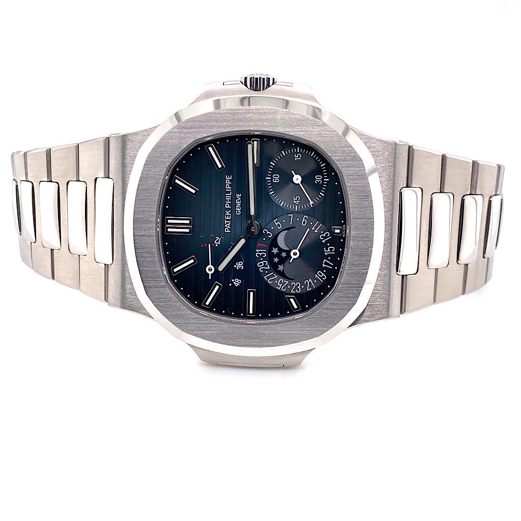 Patek Philippe Nautilus 5712/1A Complete With Box And Papers