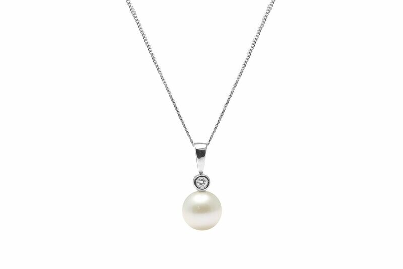 Cultured Pearl and Diamond Pendant in White Gold