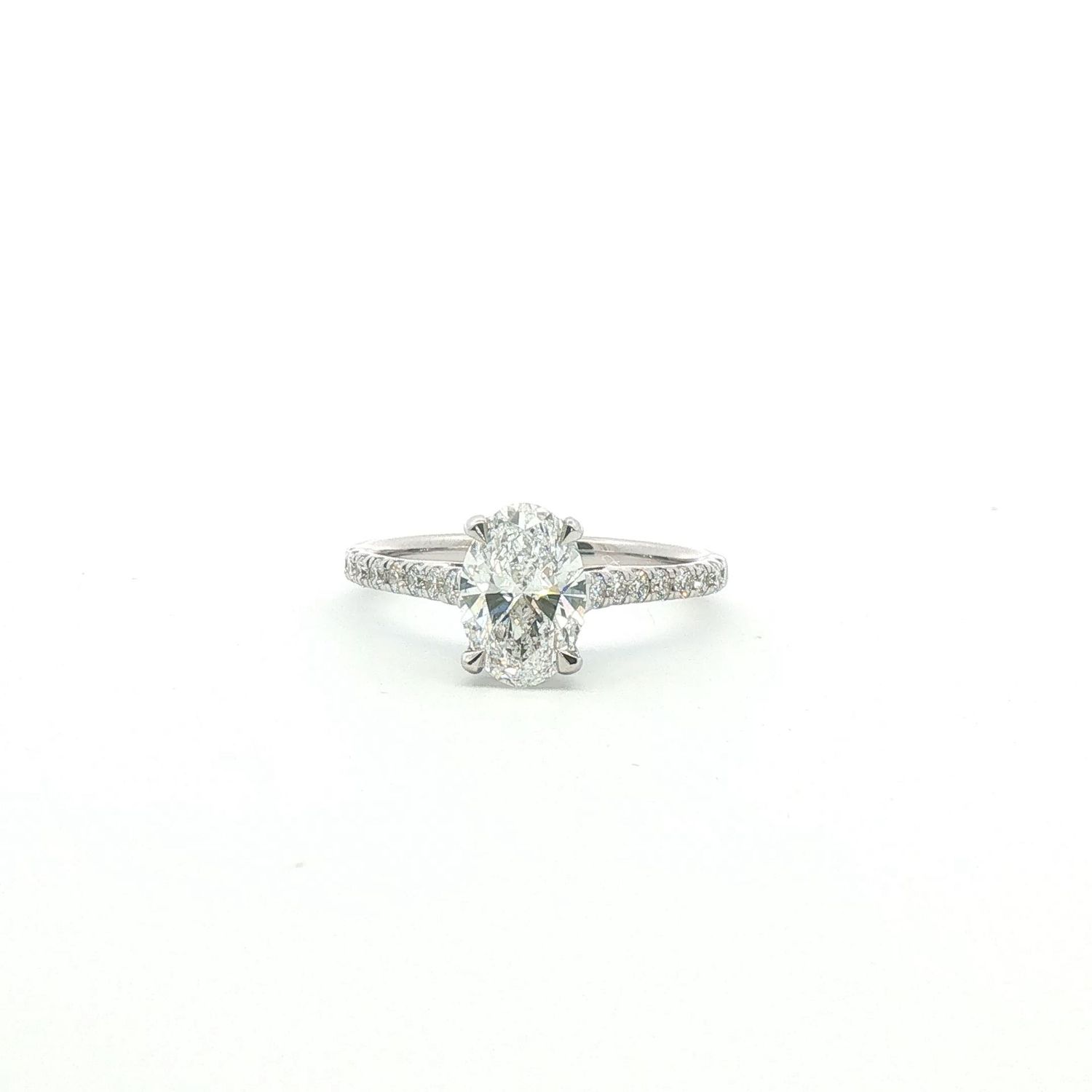 9ct White Gold Lab Grown 1.71 Carat Oval & Brilliant Cut Diamond Shoulder Set Solitaire Ring 9ct White Gold Lab Grown 1.71 Carat Oval & Brilliant Cut Diamond Shoulder Set Solitaire Ring
