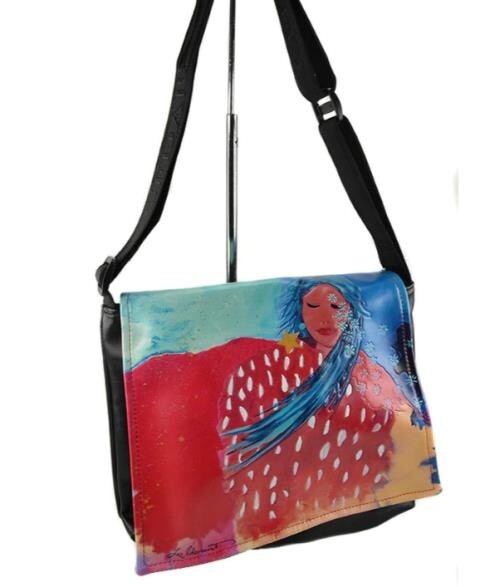 PURSE PEACE WITH THE UNIVERSE