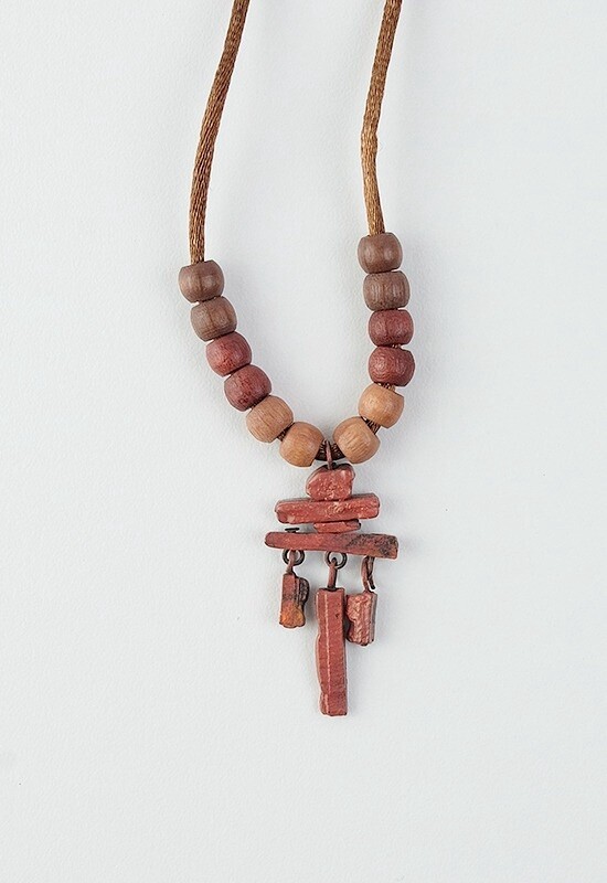 PENDANT INUKSHUK WOOD BEADS
