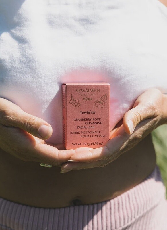 SKWALWEN BOTANICALS CRANBERRY ROSE CLEANSING FACIAL BAR