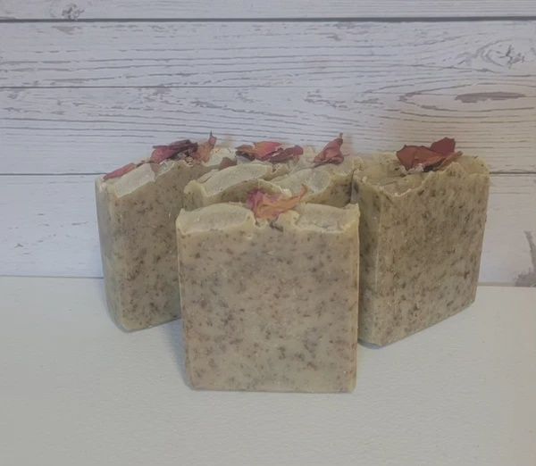SOAP OATMEAL ROSE  BY KULUN