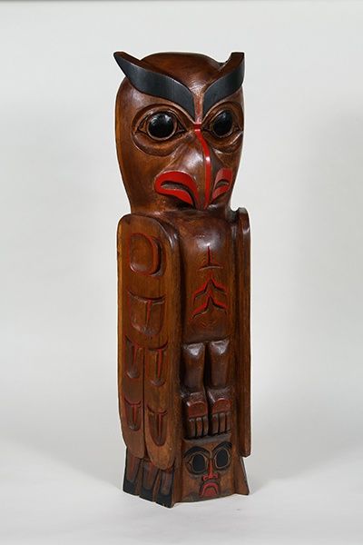 CARVED TOTEM - OWL REYNOLD COLINS
