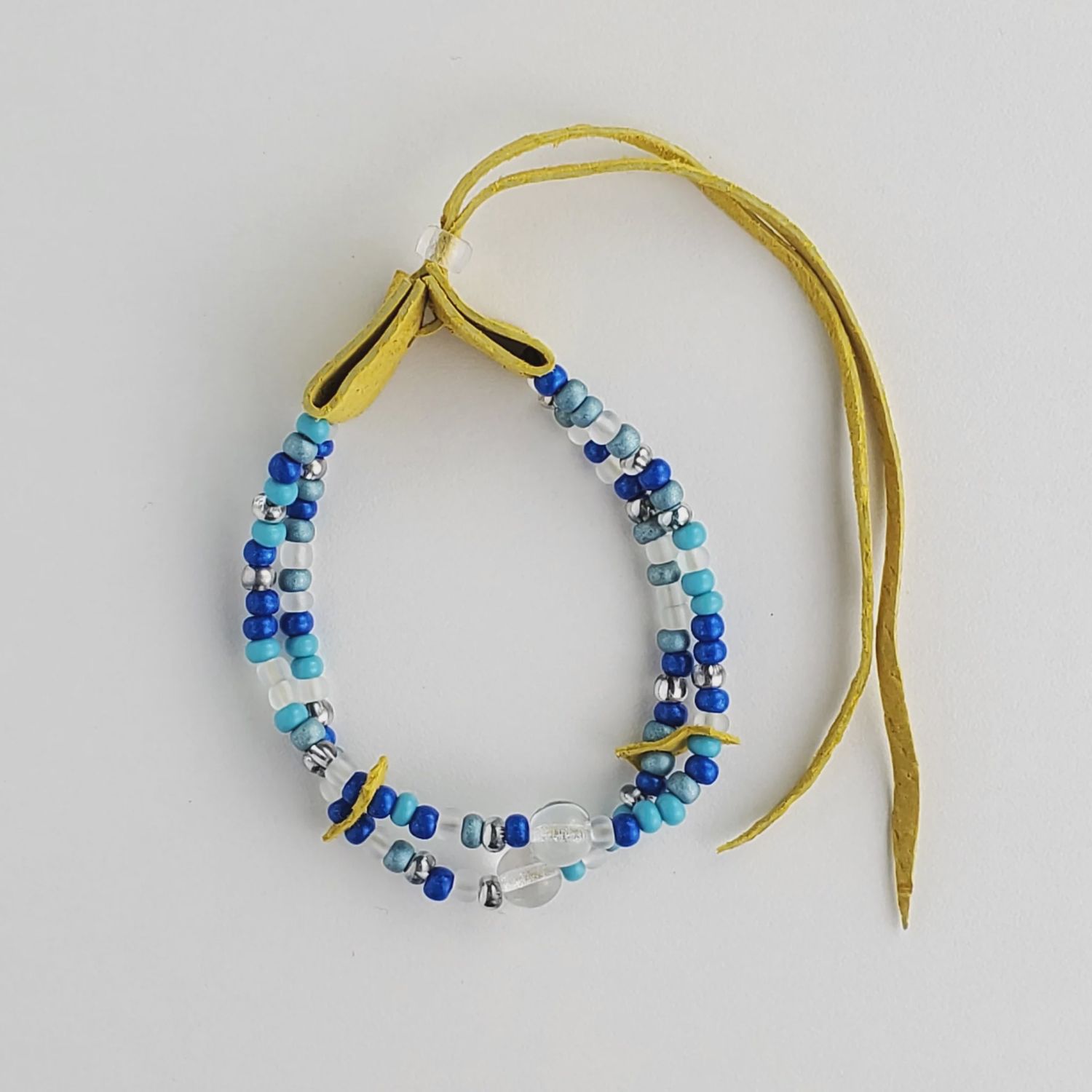 BRACELET BLUE GLASS BEADS