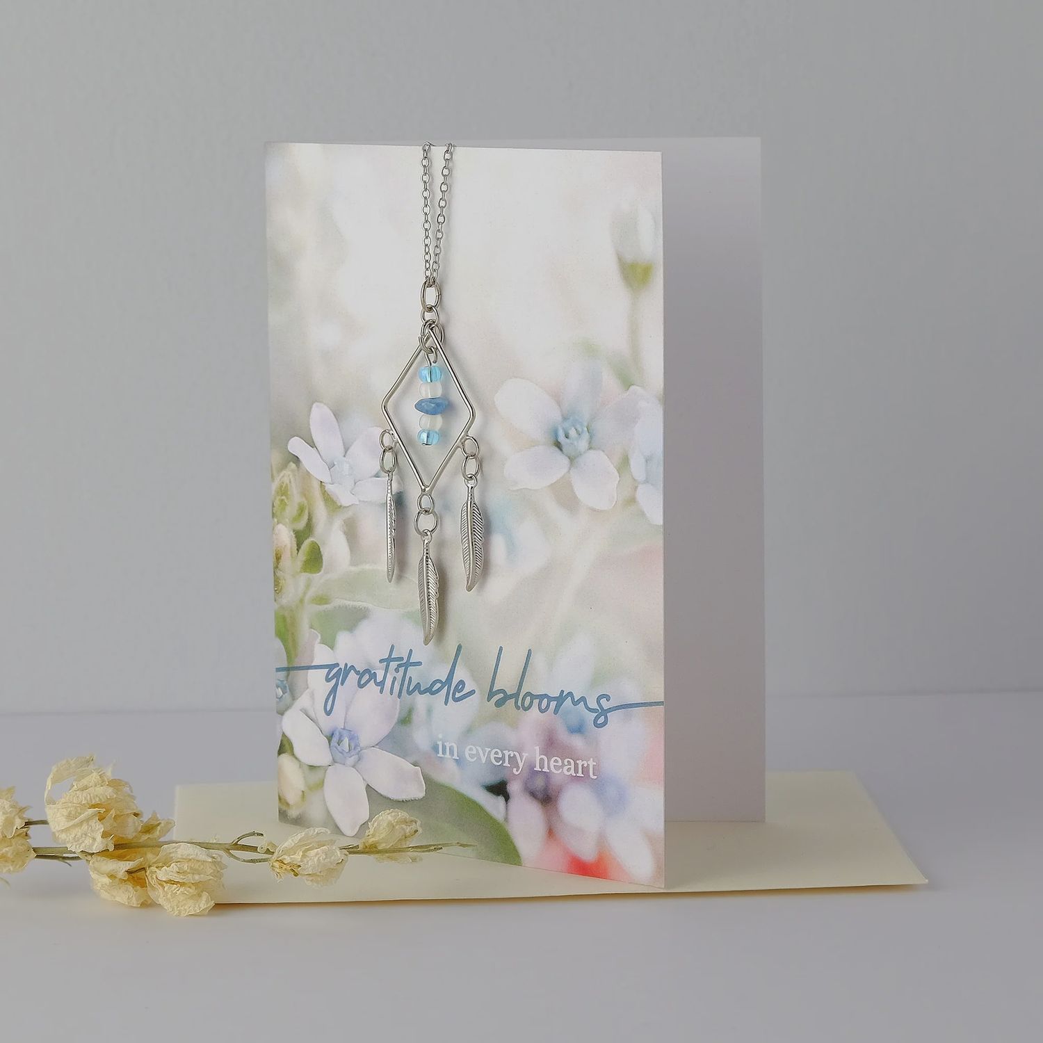 CARD GREETING AND PENDANT GC122