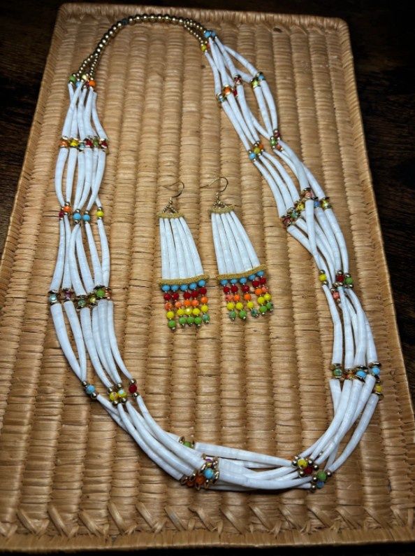 kw’únsem Gwelp t̓iq̓t - WHERE FIRE MEETS SKY DENTALIUM NECKLACE AND EARRING SET