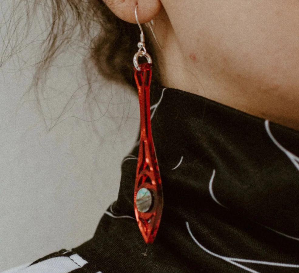 PADDLE SONG EARRINGS, Colour: RED MIRROR