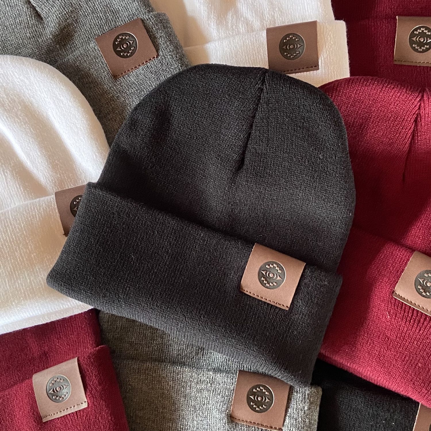 BEANIE SLCC LOGO ON LEATHER TAB, Color: BLACK