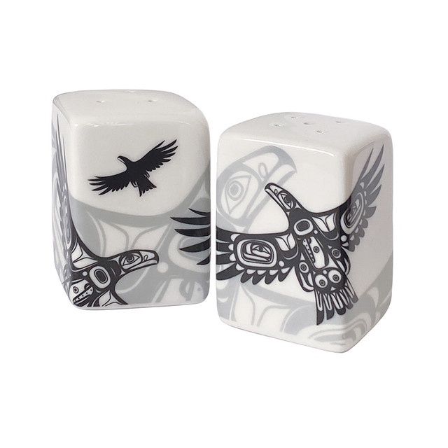 SALT AND PEPPER SHAKER ASSORTED DESIGNS, Animal: SORING EAGLE
