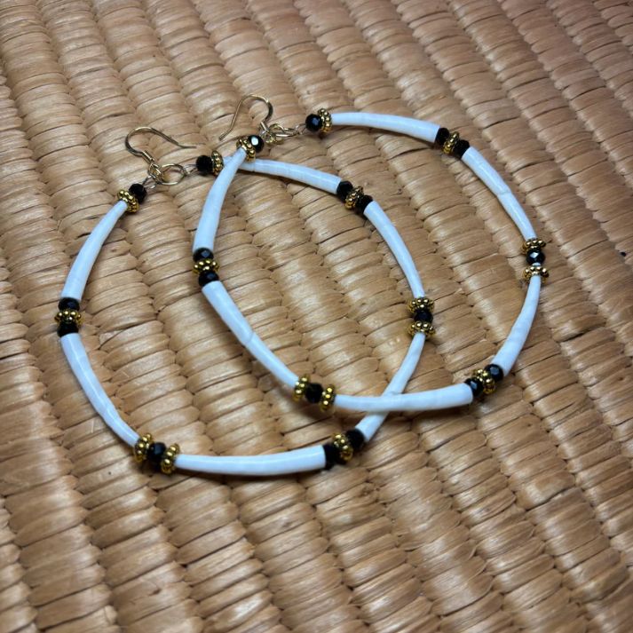 3" BLACK/GOLD DENTALIUM HOOP EARRINGS