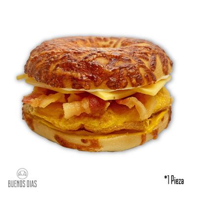 Bagel Huevo con Tocino