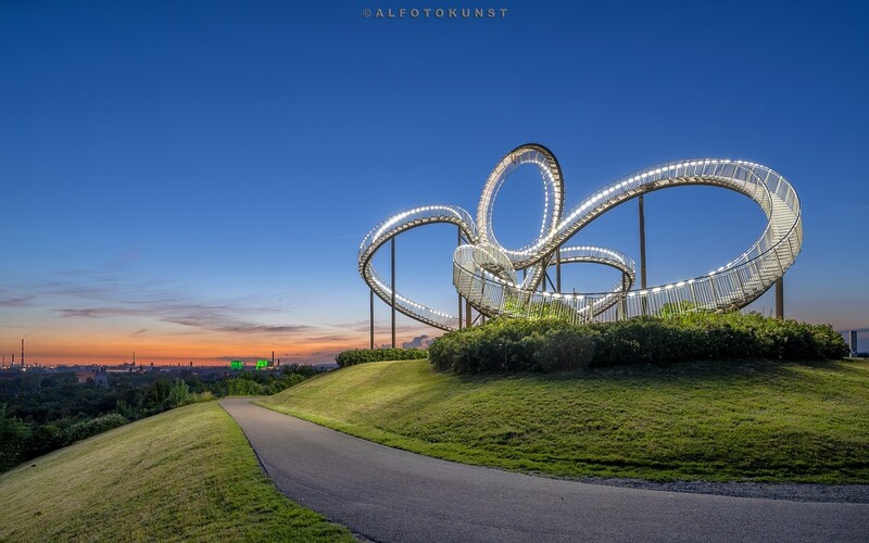 Wandbild Landmarken - Tiger and Turtle: Morgengrauen Wandbild Landmarken - Tiger and Turtle: Morgengrauen