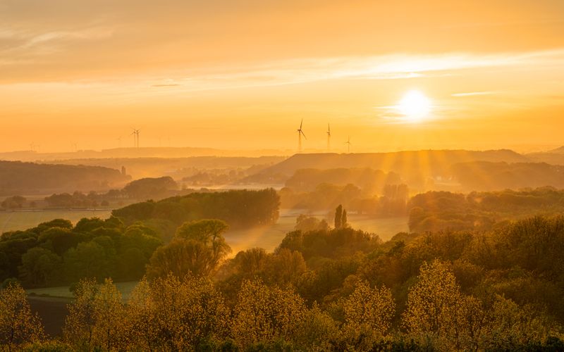 Wandbild Halde Norddeutschland - Abendlicht