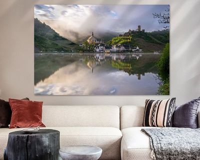Wandbild Sagenhafte Eifel - Beilstein im Morgennebel