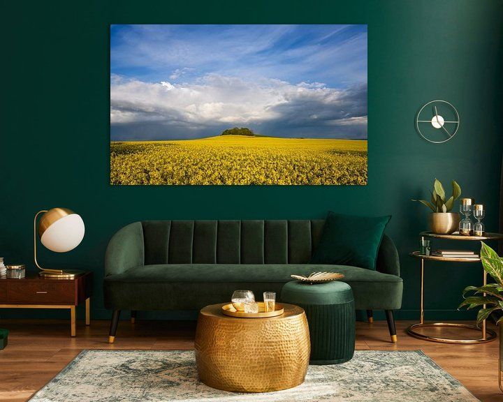 Wandbild Sagenhafte Eifel - Rapsfelder unter dramatischen Wolken