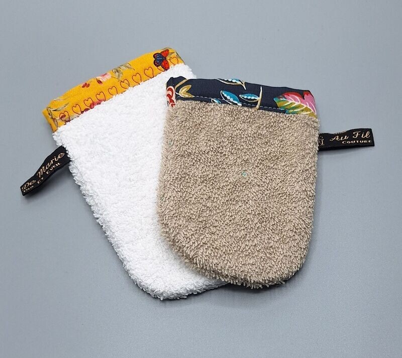 gant démaquillant