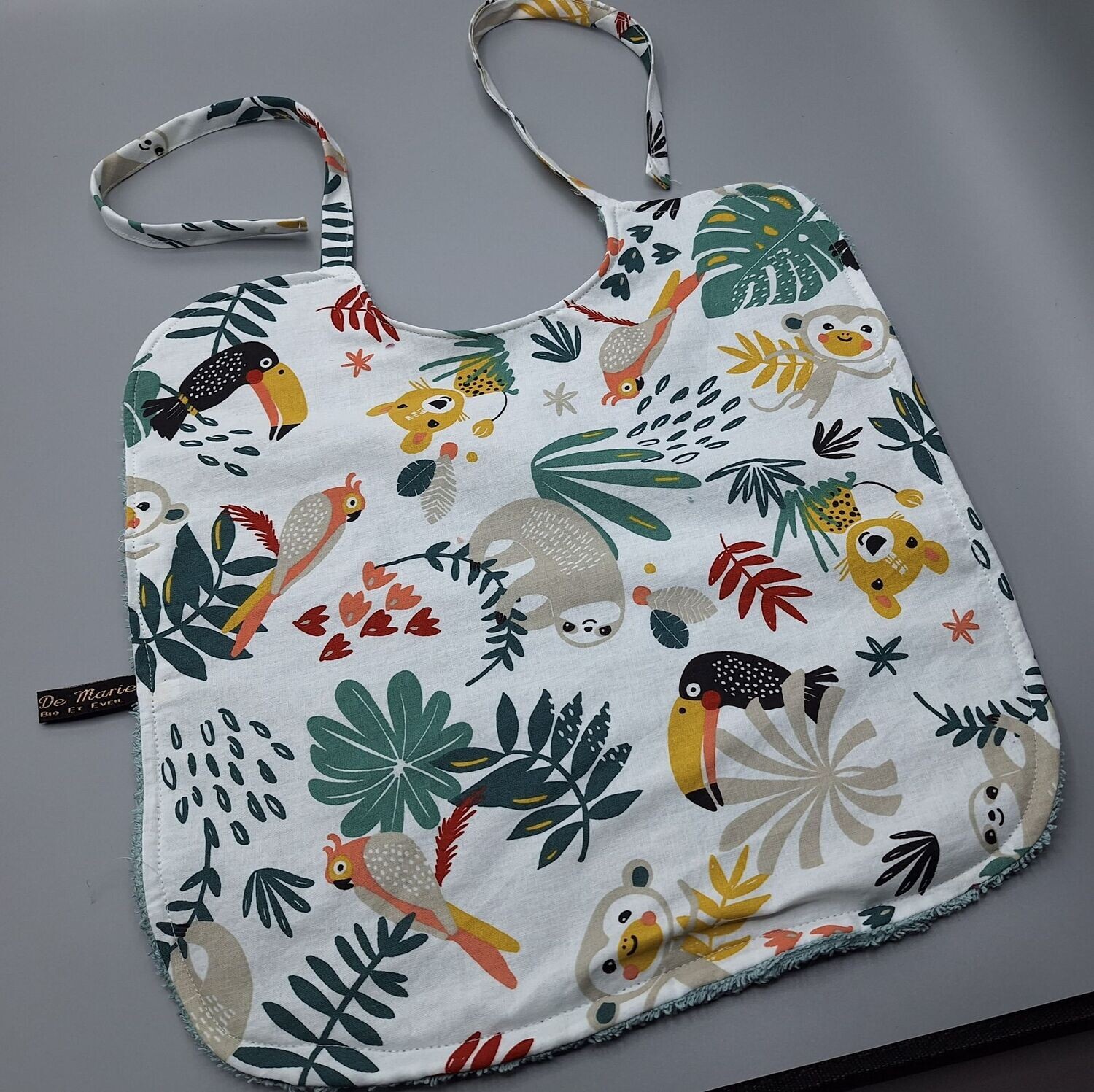 bavoir premier age, jungle