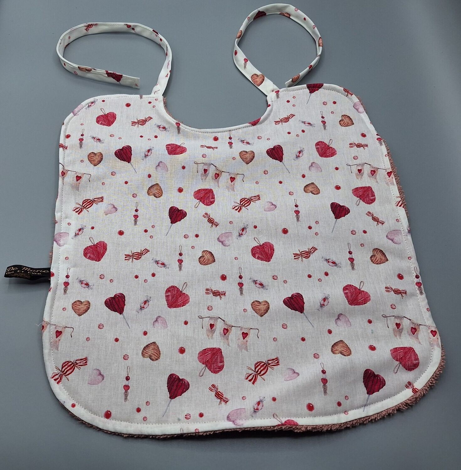 bavoir premier age, petit coeur