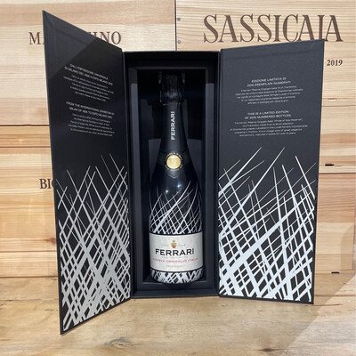 Spumante Ferrari  Spumante Ferrari " Orgoglio d'Italia " edizione limitata