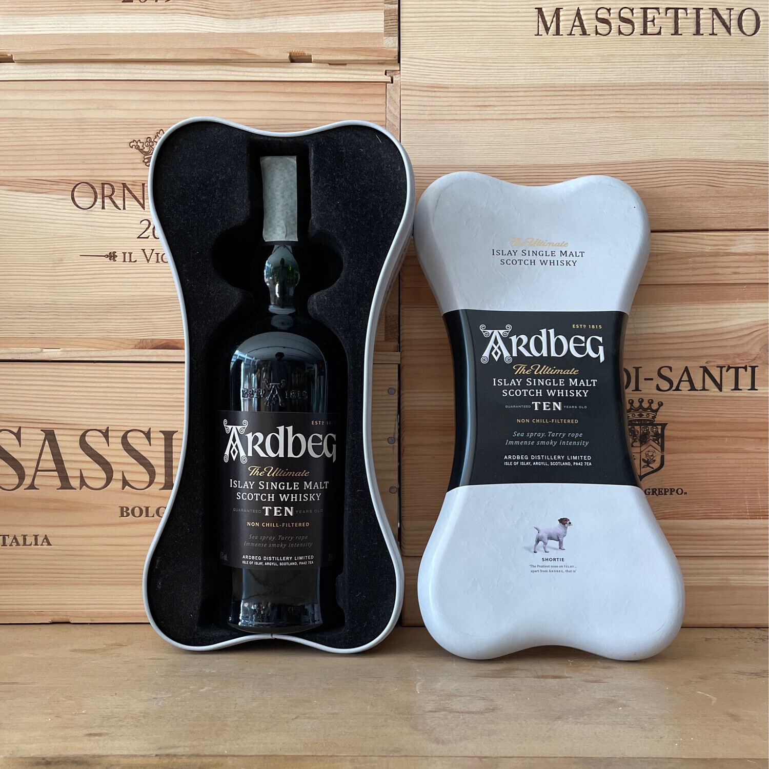 Islay Single Malt Scotch Whisky 10 Years Old Special Pack "Bone" - Ardbeg
