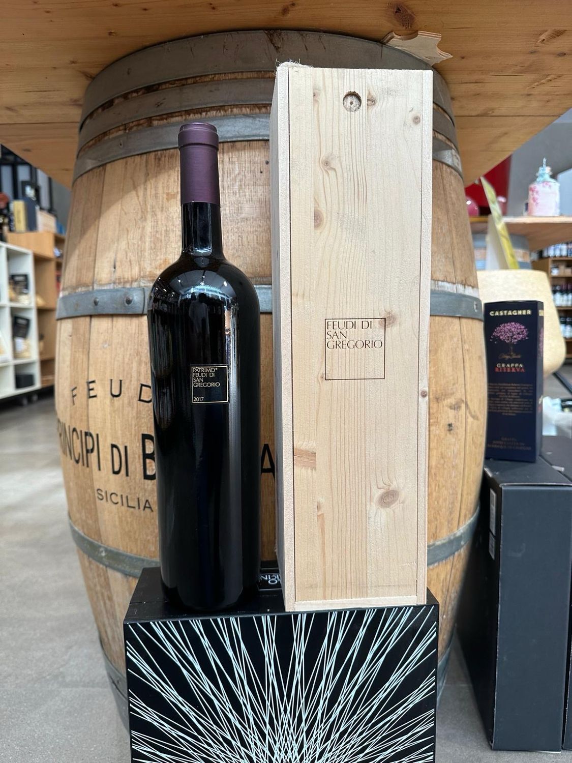Vino Feudi San Gregorio " Patrimo " 2017 Magnum 1.5 lt in cassetta di legno