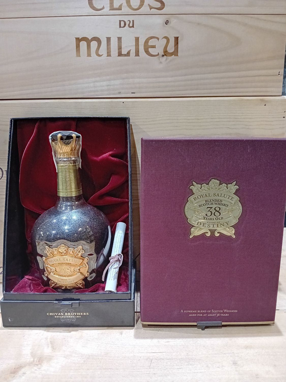 Whisky Chivas 38 anni  " Pietra Filosofale "